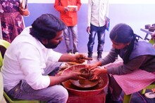 மாணவர்களுக்கு மண்பாண்டம் தயாரிப்பு குறித்து செய்முறை விளக்கம்.. உதகை புத்தக கண்காட்சியில் கவனம் ஈர்த்த இளைஞர்!