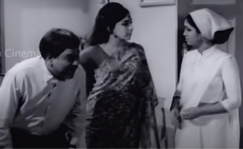  முழுக்க நகைச்சுவைக்கு முக்கியத்துவம் அளித்து நவாப் நாற்காலியை எடுத்திருந்தனர். தாண்டவம், அப்பாசாமி, ராஜவேலு ஆகியோரின் வீடுகள்தான் பிரதான லொகேஷன். வீடுகூட இல்லை, வரவேற்பறை மட்டும்தான். கதாபாத்திரங்கள் கூடத்தில் வந்து பேசிவிட்டு செல்வார்கள். அப்பாசாமியாக வி.கே.ராமசாமியும், அவரது மனைவி பாக்யமாக எஸ்.என்.பார்வதியும், தாண்டவமாக சகஸ்ரநாமமும், அவரது மனைவியாக காந்திமதியும், அவர்களின் மூத்த பிள்ளை சுப்புவாக நாகேஷும் நடித்திருந்தனர். படம் நெடுக வந்தாலும் காஞ்சனாவாக நடித்த லட்சுமியை டைட்டிலில் கௌரவ நடிகை என்று குறிப்பிட்டிருந்தனர்.