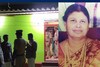 பெண் கழுத்தறுத்து கொலை... கோவையில் பயங்கரம்..!