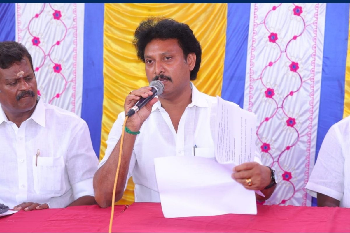 அமைச்சர் அன்பில் மகேஷ் பொய்யாமொழி