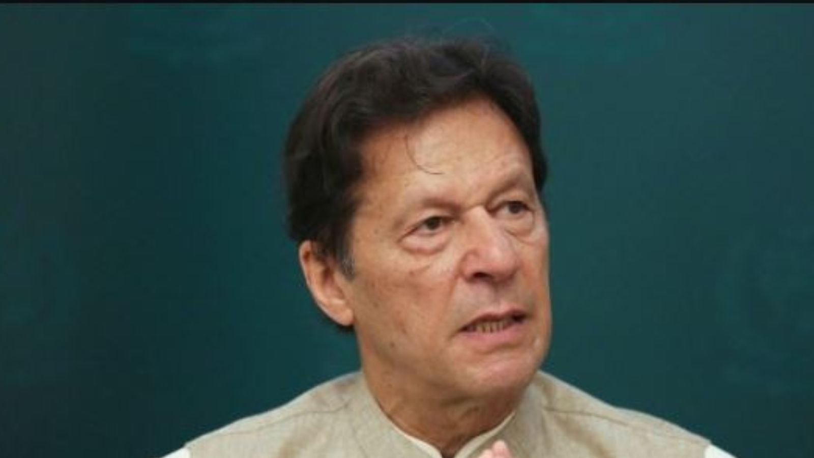 இம்ரான்கான் கட்சிக்கு தடை விதிக்க பாகிஸ்தான் அரசு முடிவு... பரபரப்பு தகவல்கள்..!