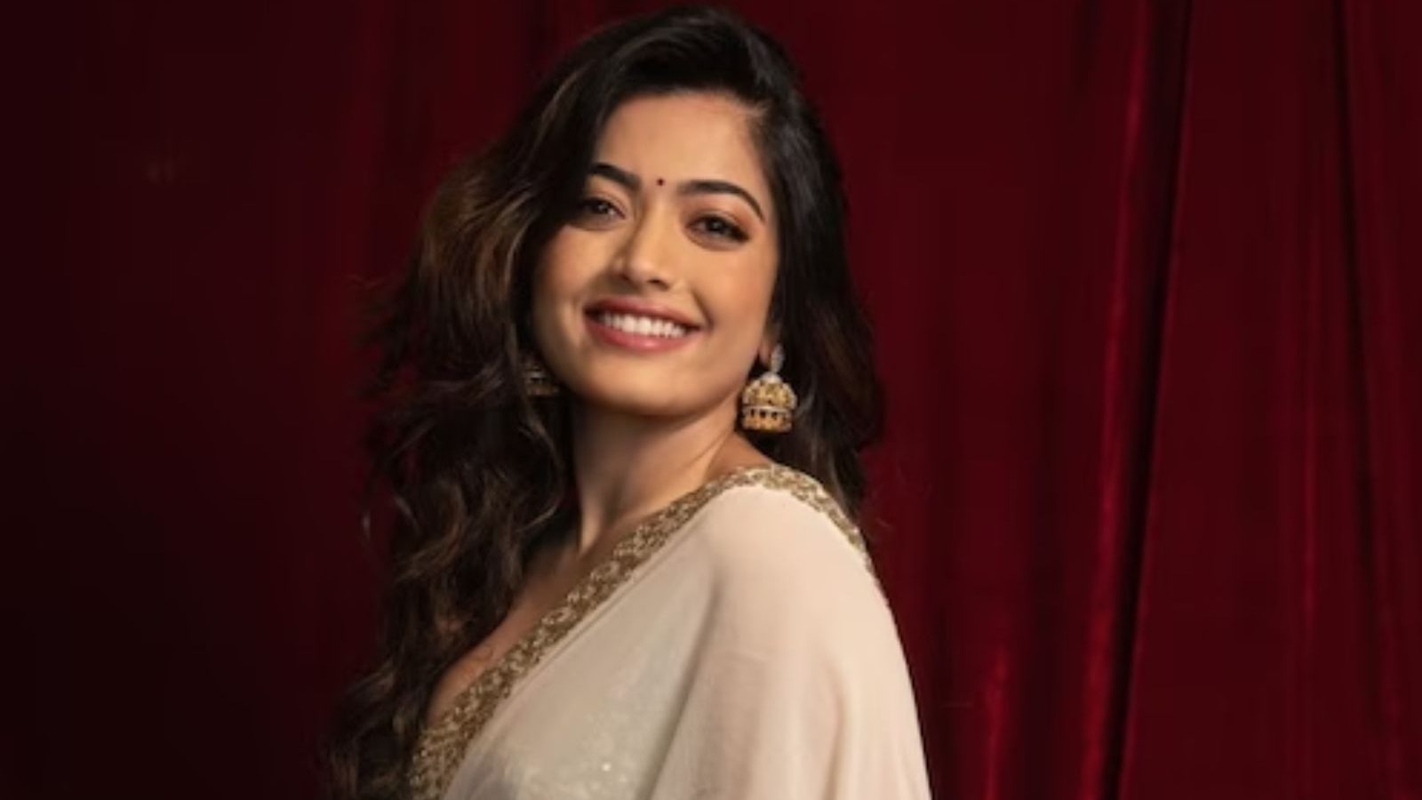 ''வீட்டு வாடகைக்கு பணம் இருக்காது..'' இளமைகால வறுமை குறித்து உருக்கமாக பேசிய ராஷ்மிகா மந்தனா!