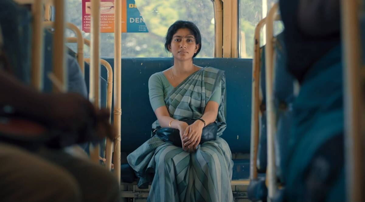  இந்தப் படத்தில் சாய் பல்லவியின் நடிப்புக்கு விமர்சகர்கள் மத்தியில் பாராட்டுகள் குவிந்தன.