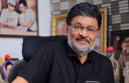  மிகவும் சிக்கலான கதையைக் கூட சுவாரசியமான காட்சிகளுடன் அனைவரும் ஏற்றுக்கொள்ளும்படி சொல்வதில் வல்லவர் பாக்யராஜ்.