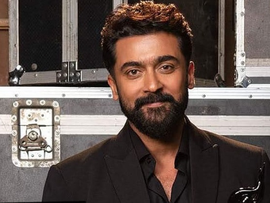  இதனையடுத்து என்னுடன் என் பசங்களும் இருக்காங்க.. அவர்களை போட்டோ எடுக்காதீங்க ப்ளீஸ் என கோரிக்கை வைத்திருக்கிறார்.