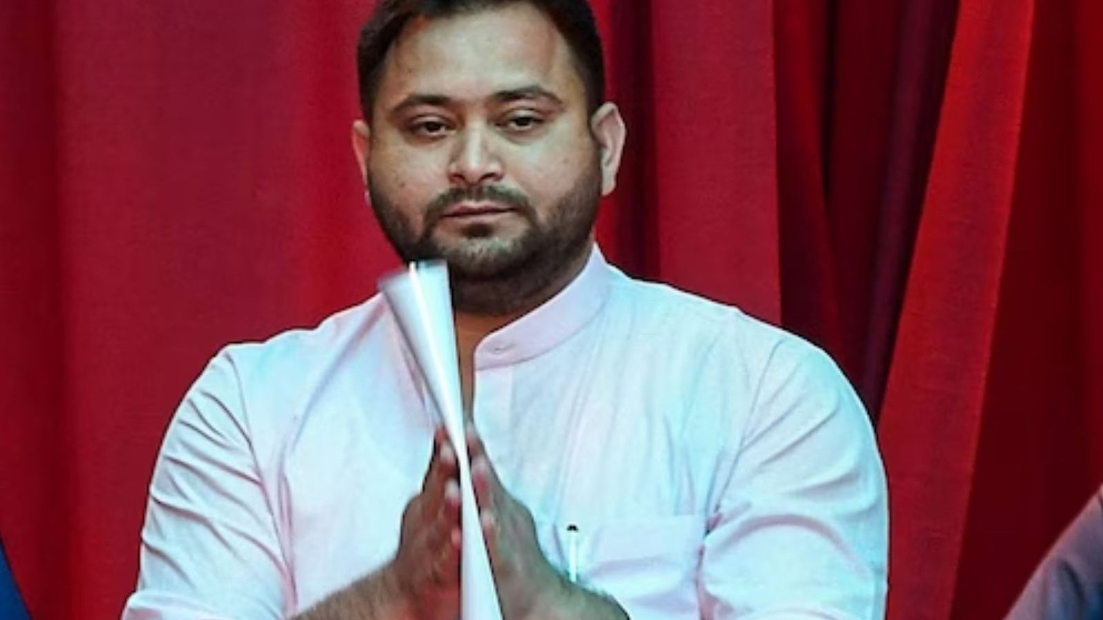 பீகார் துணை முதலமைச்சர் தேஜஸ்வி யாதவிற்கு சிபிஐ சம்மன்...!