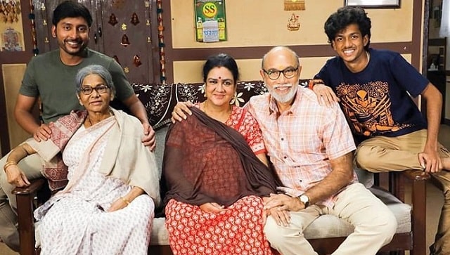  தங்கள் குழந்தைகள் டீன் - ஏஜ் வயதை எட்டிய பிறகு அடுத்த குழந்தை பெறுவதை இந்திய பெற்றோர் தவிர்கின்றனர்.