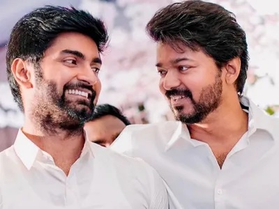  சேவியர் பிரிட்டோவின் உறவினர் என்ற முறையில் நடிகர் விஜய் இவர்களது திருமணத்தில் கலந்துகொண்டிருந்தார் என்பது குறிப்பிடத்தக்கது.