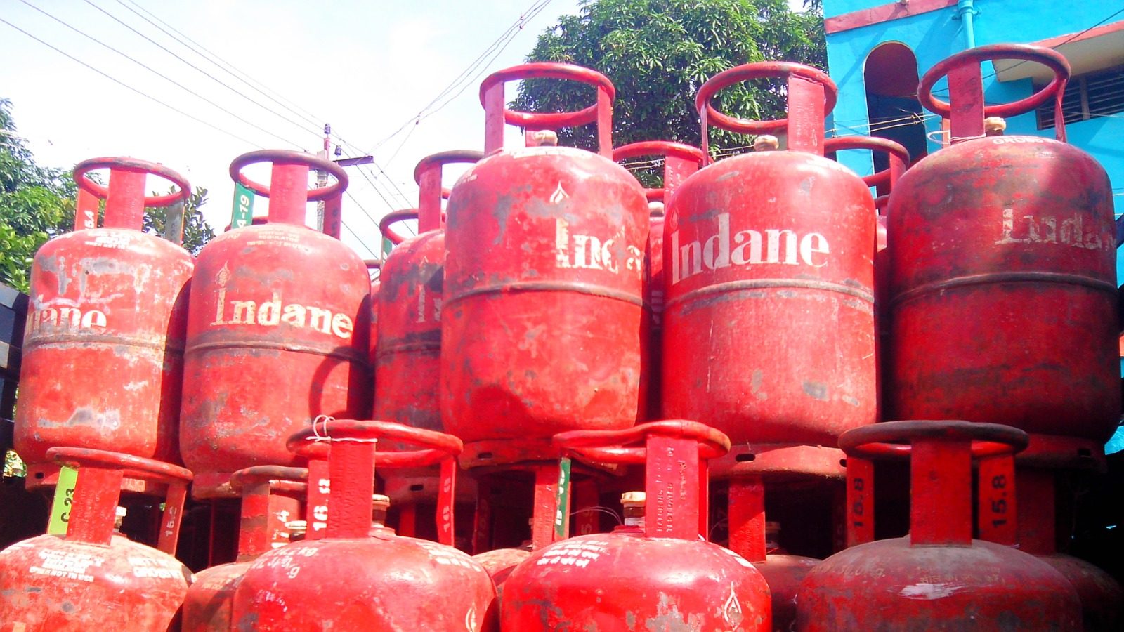 டீ பிரியர்களுக்கு ஷாக்.. கேஸ் சிலிண்டர் விலை உயர்வால் நடக்கப் போகும் மாற்றங்கள்!?