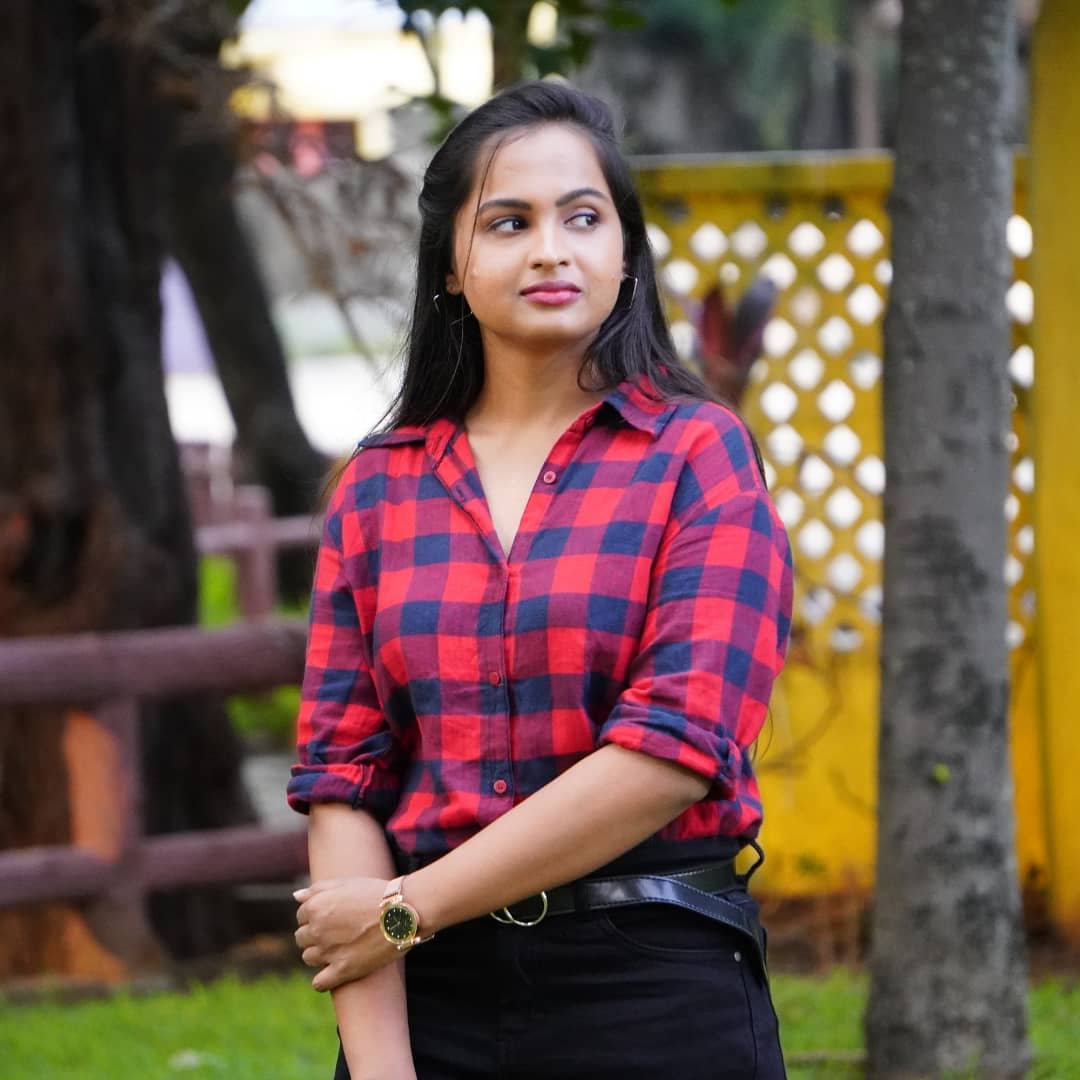  சமீபத்தில் ஒரு நேர்க்காணலில் கலந்துக் கொண்ட அவர், தான் கடந்து வந்த அட்ஜஸ்ட்மெண்ட் விஷயங்கள் குறித்து பேசினார்.