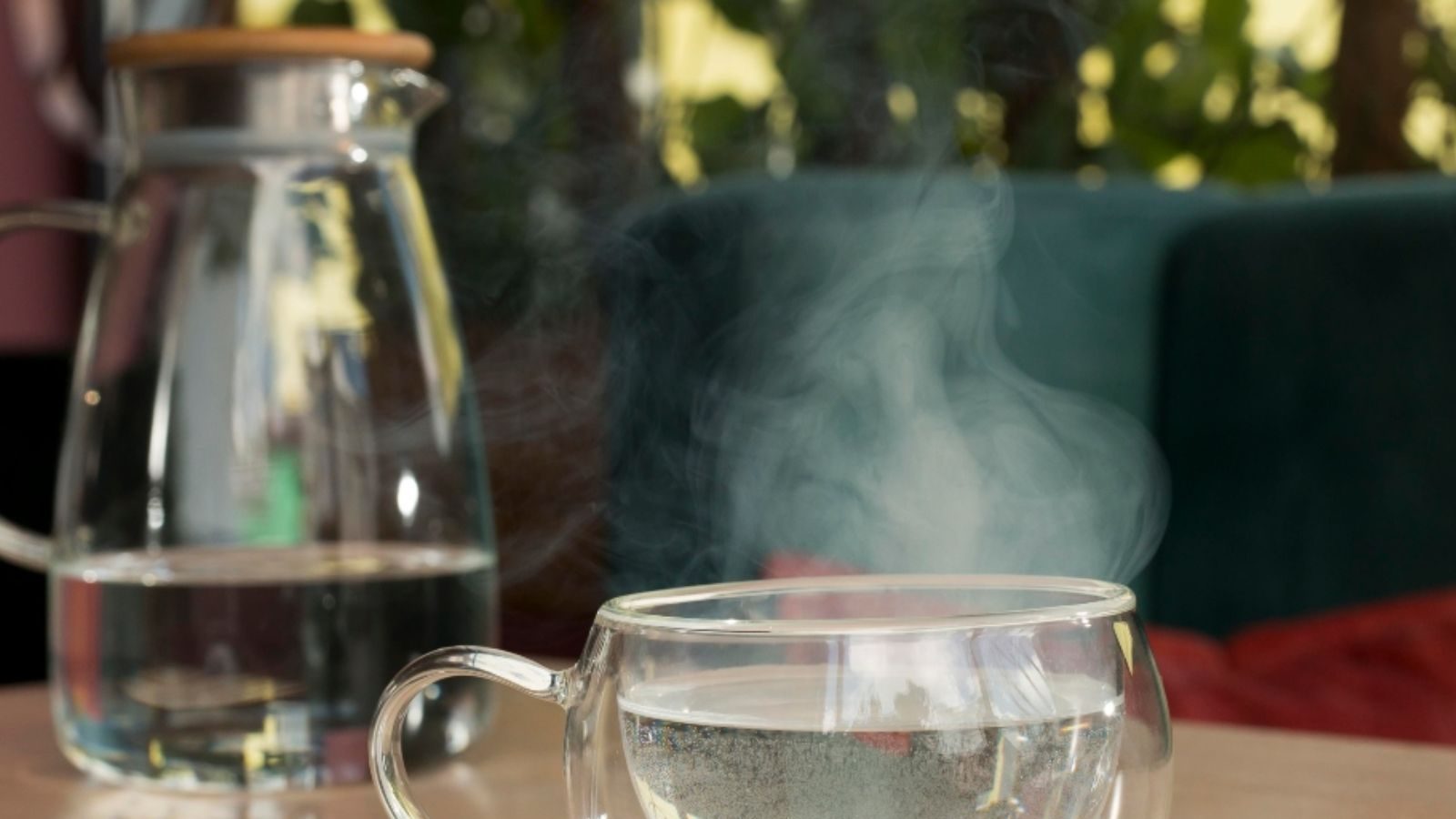 வெந்நீர் குடிப்பதால் இவ்வளவு நன்மைகள் கிடைக்குமா..?