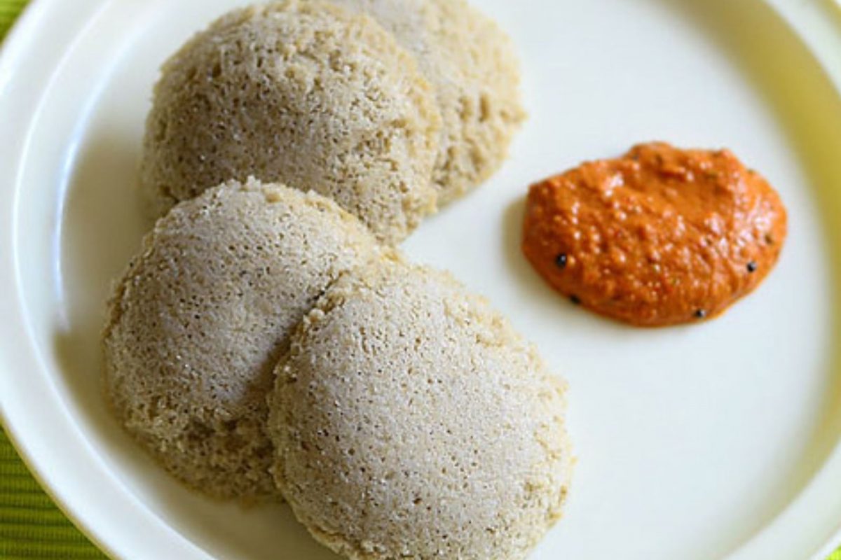கம்பு இட்லி ரெசிபி.. சர்க்கரை நோயாளிகளுக்கான சூப்பர் டிபன்!