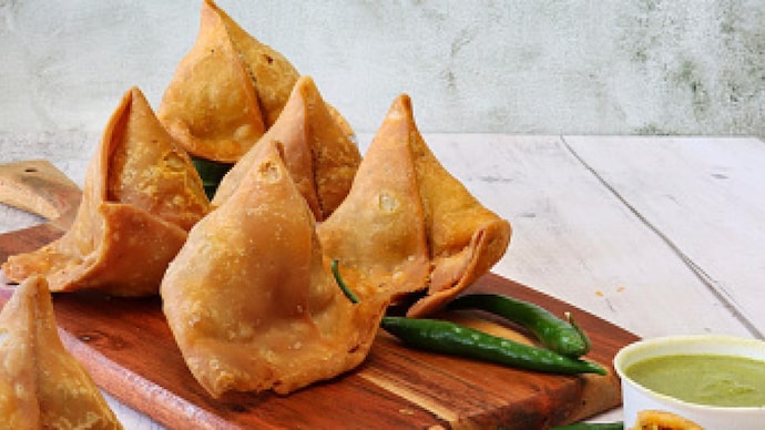  இதனால் தங்கள் கனவு வீட்டை 80 லட்சத்துக்கு விற்ற ஷிகர் - நிதி தம்பதியின் இன்றைய ஒரு நாள் வருமானம் 12 லட்சத்துக்கும் மேல்!