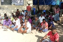 பைஃபர் படகிற்கு மீன்பிடி அனுமதி சீட்டு விவகாரம்.. போராட்டத்தில் ஈடுபட்ட ராமேஸ்வரம் மீனவர்கள்..