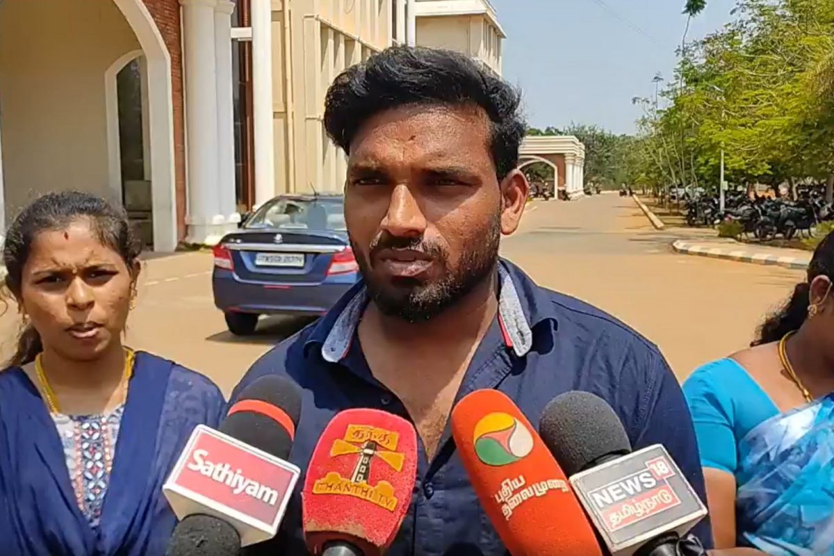 காதல் திருமணம் செய்த ஜோடிக்கு கிராமத்தினர் கொடுத்த தண்டனை