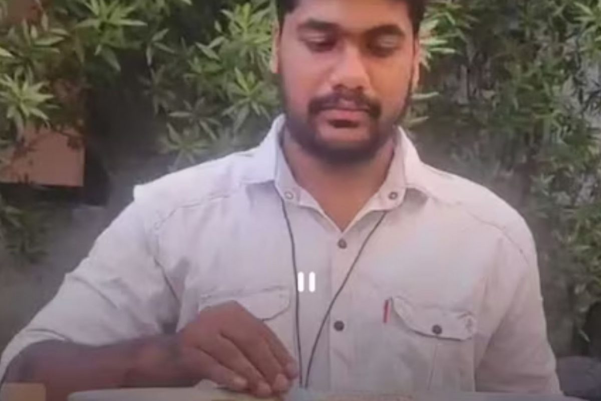 மாணவர் சந்தோஷ்