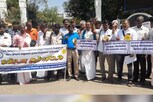 சமூக ஆர்வலர்களுக்கு பாதுகாப்பு வேண்டி தேனியில் ஆர்ப்பாட்டம்