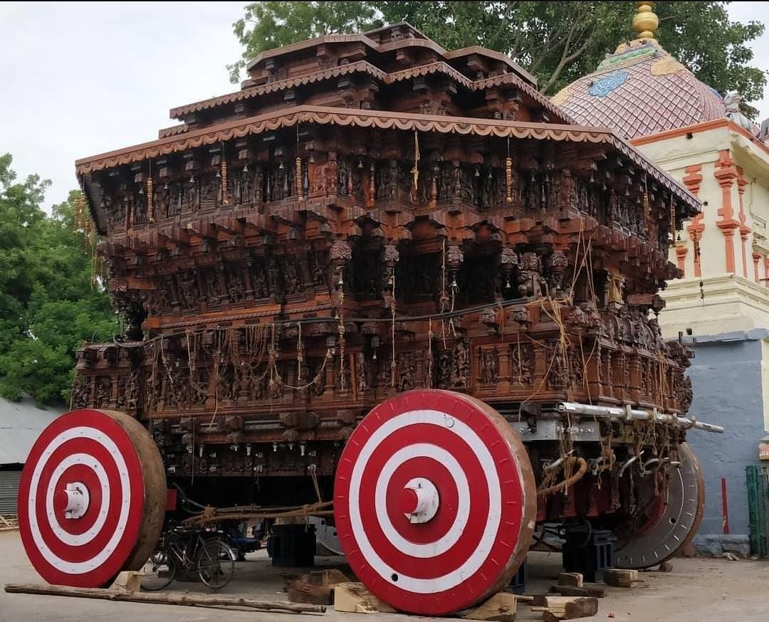  இந்த ஆண்டு பங்குனி உத்திர திருவிழா கடந்த மாதம் 20ம் தேதி கொடியேற்றத்துடன் தொடங்கி நடைபெற்று வருகிறது. பங்குனி உத்திர திருவிழாவை முன்னிட்டு நாள்தோறும் உற்சவம், சாமி வீதி உலா நடைபெற்று வருகிறது.