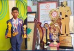 எப்புட்றா.. 5 உலக சாதனைகள் - தஞ்சை பள்ளி மாணவன் அசத்தல்
