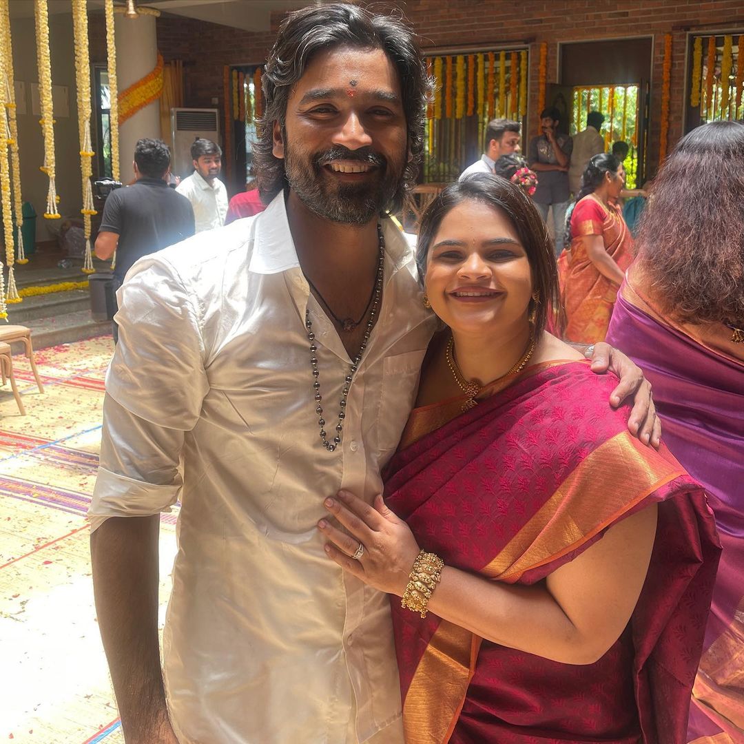  வீரம், ஜில்லா, வேதாளம், காக்கி சட்டை, பவர் பாண்டி ஆகியவை இவர் நடிப்பில் முக்கியமான படங்கள்.