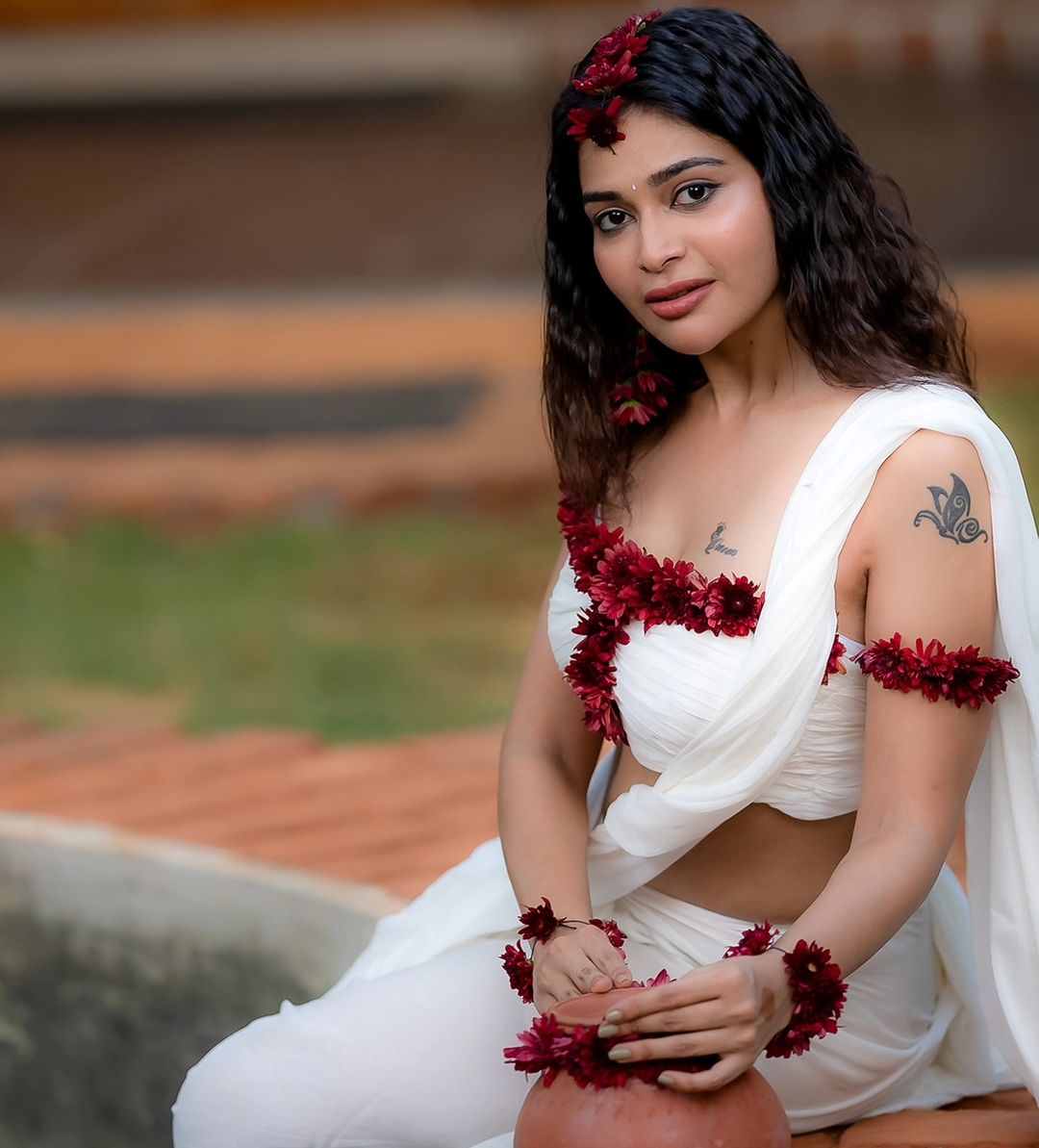  பின்னர் குக் வித் கோமாளி சீசன் 2 நிகழ்ச்சியில் போட்டியாளராக கலந்துக்கொண்டார்.