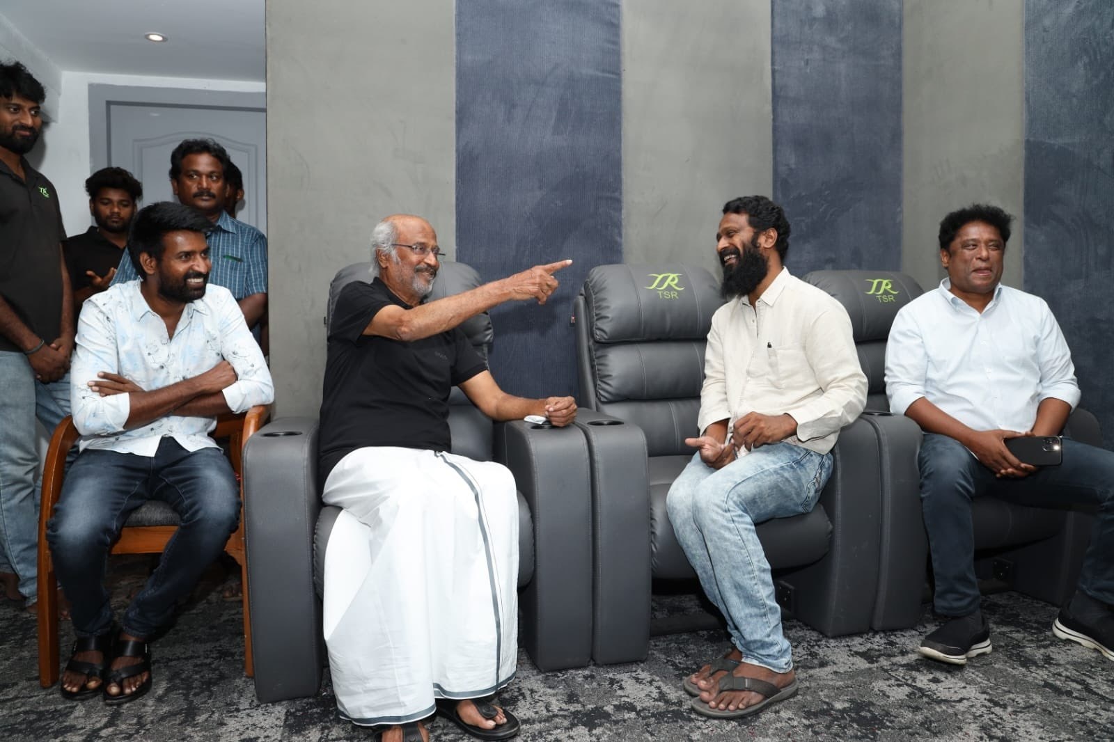 2 பாகங்களாக உருவாகியுள்ள இந்த படம் விசாரணை, அசுரன் போன்று மிகவும் அழுத்தமான திரைப்படமாக அமையும் என்று ரசிகர்கள் எதிர்பார்த்திருந்தனர்.