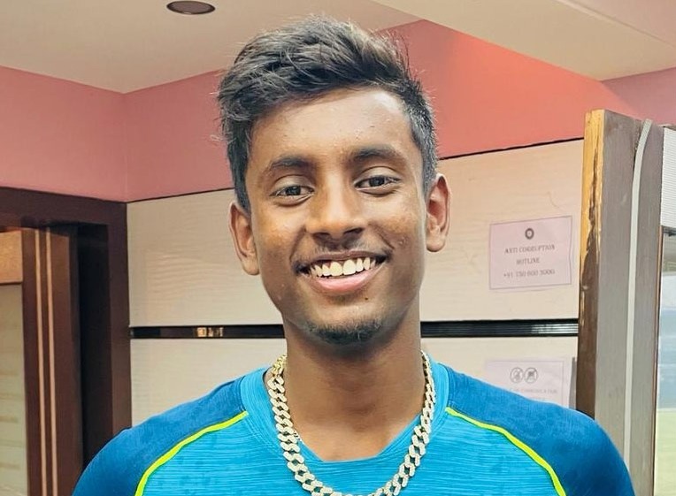  இது அனைவரின் கவனத்தை ஈர்த்ததோடு இவருக்கு பாராட்டுக்களும் குவிந்தது. இவரை சந்தன்நகரின் ஸ்பைடர் மேன் என்று பலரும் அழைக்க ஆரம்பித்துவிட்டனர். 20 வயதான இந்த வங்காள இளைஞரின் வெற்றி அவர் குடும்பத்திற்கு பெரும் மகிழ்ச்சியைக் கொடுத்துள்ளது. அகர்தலாவுக்கு மாறிய பிறகு, உள்நாட்டு கிரிக்கெட்டில் வங்காள அணிக்காக விருத்திமான் சாஹாவின் வாரிசாக போரெல் விளையாடத் தொடங்கினார்.