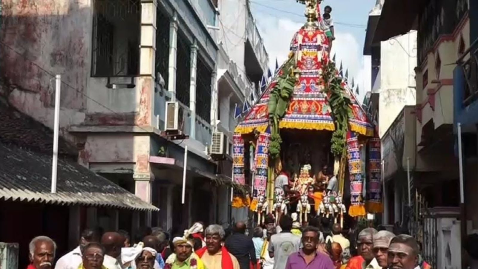 முத்தியால்பேட்டையில் விமரிசையாக நடைபெற்ற முத்தையா சுவாமி தேரோட்டம்!