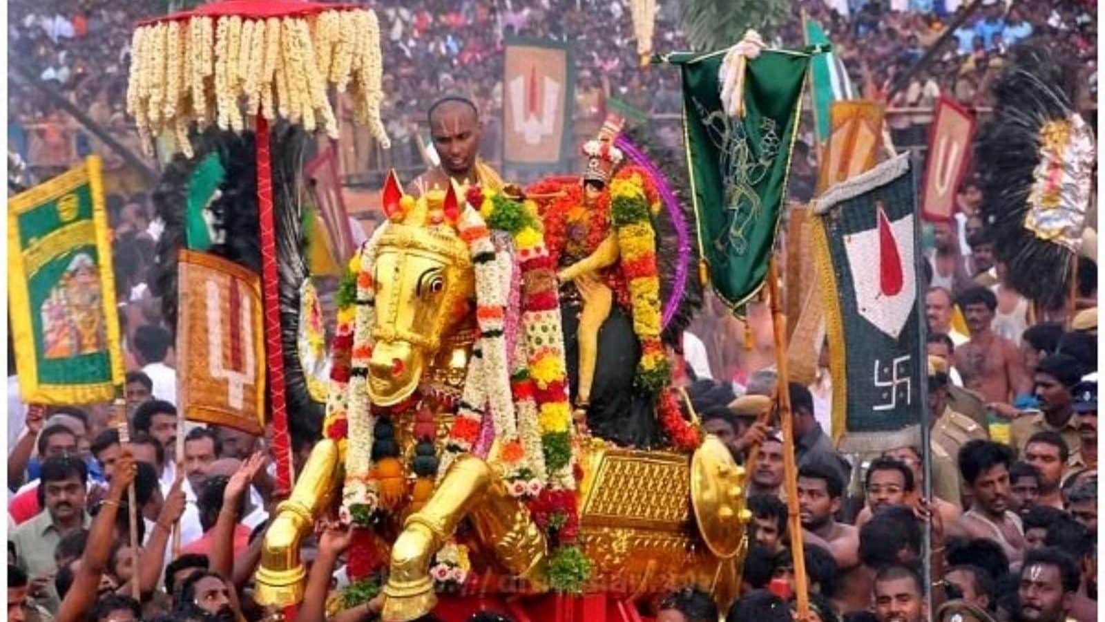 உலக பிரசித்தி பெற்ற மதுரை சித்திரை திருவிழா கொடியேற்றத்துடன் தொடக்கம்