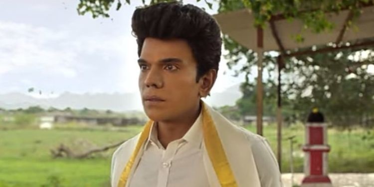  உல்லாசம் விசில் படங்களின் இயக்குநர்களான ஜேடி - ஜெர்ரி இந்தப் படத்தை இயக்கினர். தி லெஜண்ட் சரவணன் நடித்த விளம்பரங்களையும் இவர்கள் தான் இயக்கினர் என்பது குறிப்பிடத்தக்கது.