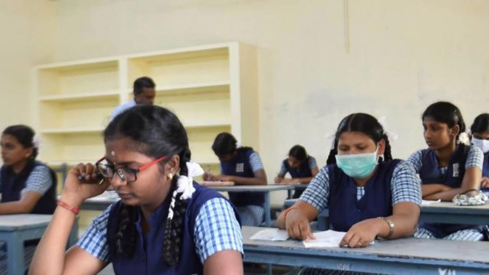 பிளஸ் - 2 பொதுத்தேர்வு முடிவுகள் வெளியாகும் தேதி - பள்ளிக் கல்வித் துறை அறிவிப்பு..