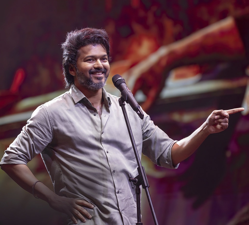  இந்தப் படத்தின் இசை வெளியீட்டு விழாவில் நடிகர் விஜய்யின் பேச்சு படத்துக்கு பெரிதும் பக்கபலமாக அமைந்தது.