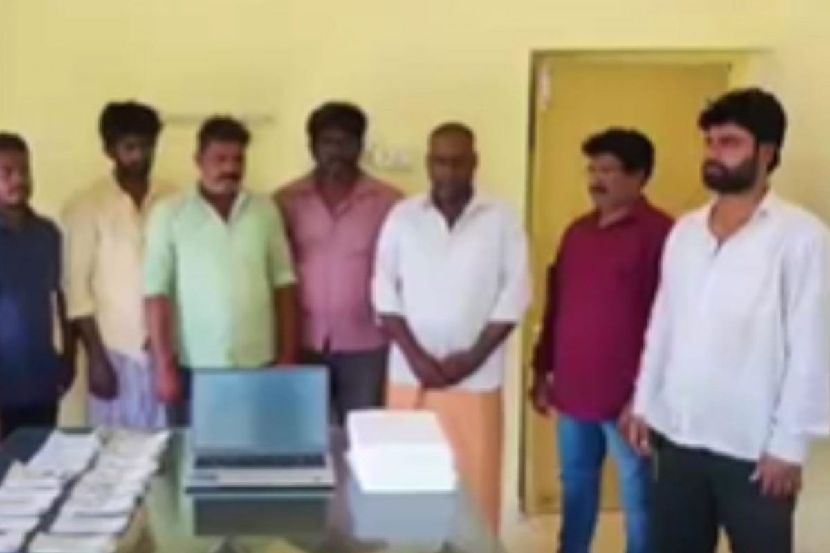 கள்ள நோட்டு மாற்றம் செய்தவர்கள் கைது