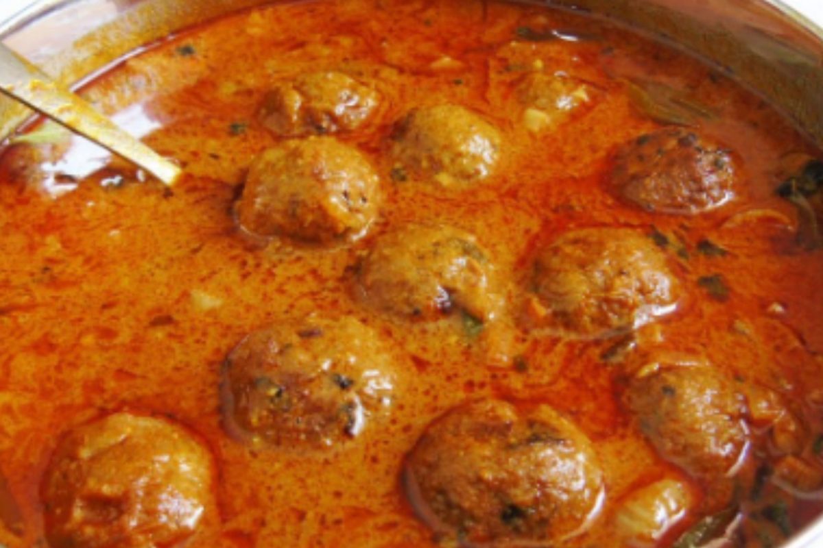 மட்டன் கோலா உருண்டை குழம்பு செய்ய ரெசிபி..!