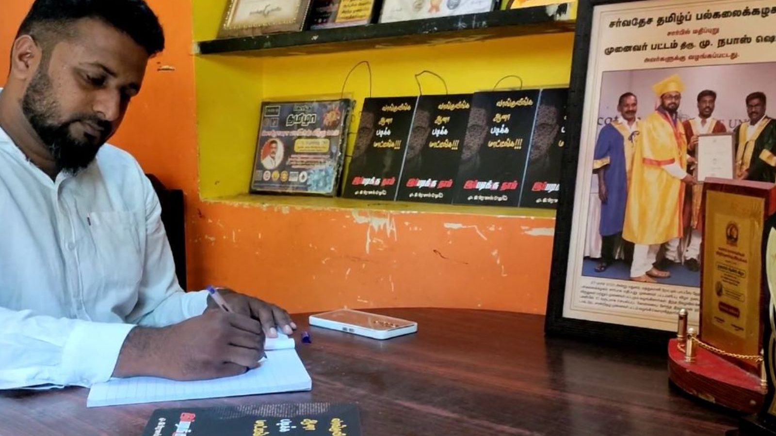 உதவி செய்வதற்கு மனம் போதும்.. குறைந்த வருவாயிலும் கோவை மக்களுக்கு உதவும் சேவகர்..!