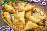 சுவையான வெங்காய சமோசா செய்வது எப்படி?