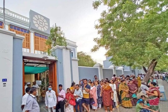 அன்னை