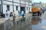 நியூஸ்18 செய்தி எதிரொலி... ராமேஸ்வரம் கோவிலின் 4 ரத வீதிகளிலும் தண்ணீர் தெளிப்பு..