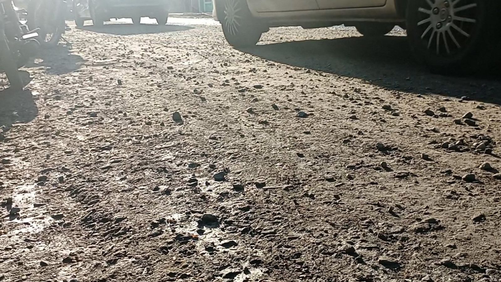 கரடுமுரடான சாலை.. காவடி எடுக்கும் பக்தர்களுக்காக முன்னெச்சரிக்கை நடவடிக்கை எடுக்க ராமேஸ்வரம் பக்தர்கள் வலியுறுத்தல்!