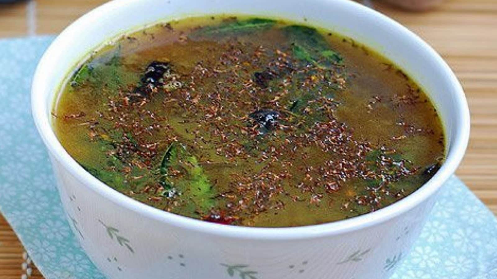 கோடையில் வேப்பம் பூ ரசம் சாப்பிடாமல் இருக்க முடியுமா..? இதோ ரெசிபி..!