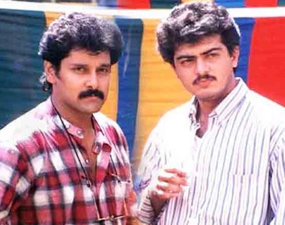  இதேபோல வெற்றிக்காக காத்துக்கொண்டிருந்த காலகட்டத்தில் தமிழ் சினிமாவில் பல்வேறு நடிகர்களுக்கு விக்ரம் டப்பிங் பேசியிருப்பார். அஜித்தின் முதல் திரைப்படமான அமராவதி, பாசமலர்கள் உள்ளிட்ட திரைப்படங்களில் நடிகர் அஜித்தின் குரலாக ஒலித்தது நடிகர் விக்ரமின் குரல்.