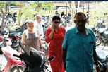 கார் விபத்து வழக்கு - நீதிமன்றத்தில் ஆஜரான நடிகை யாஷிகா ஆனந்த்!