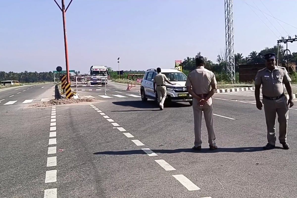 தேனி மக்களே உஷார்.. இந்த ரூட்டில் இனி செல்லக்கூடாது!