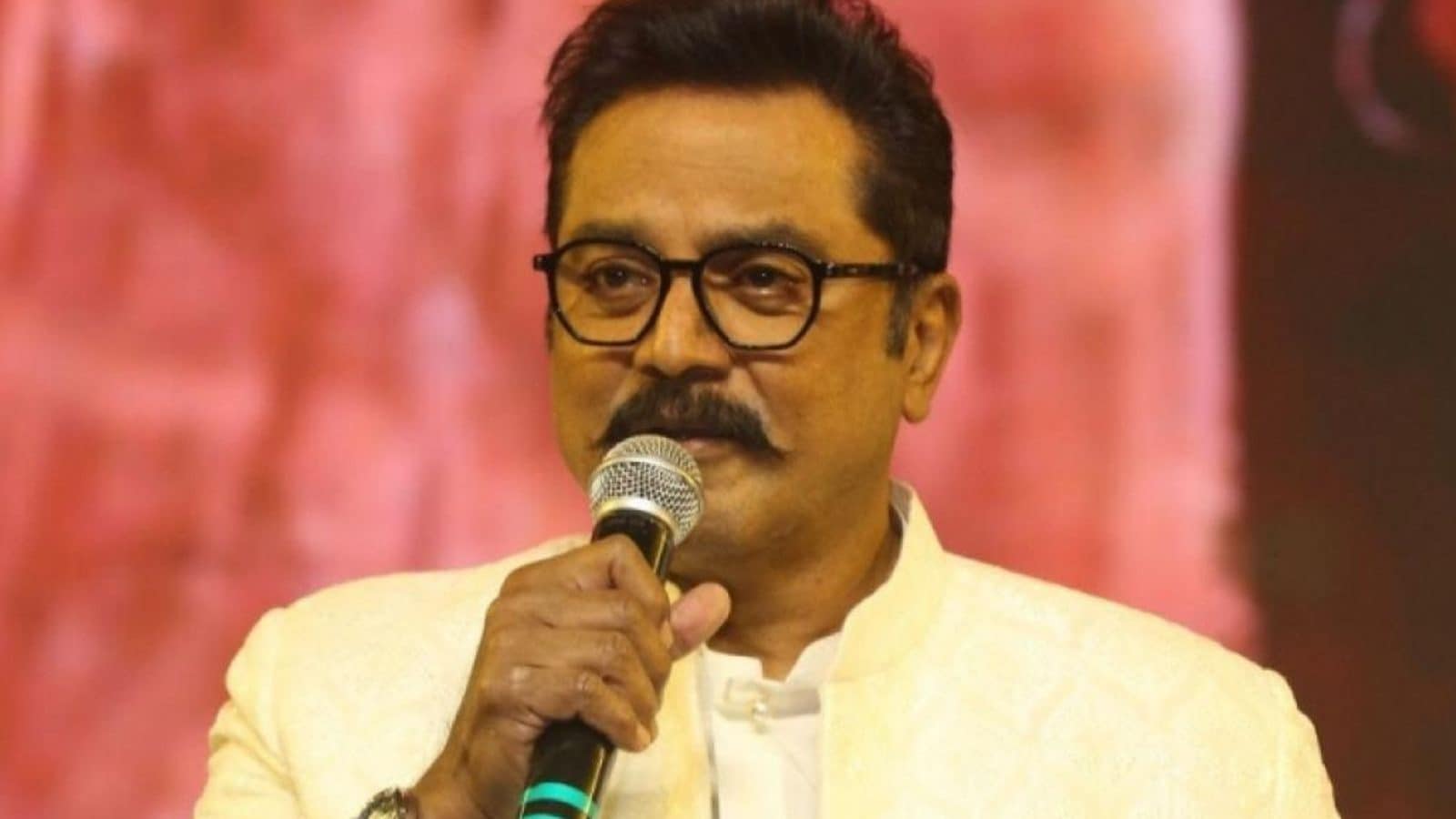 ''150 வயது வரை வாழ்வேன்.. அரியணையில் ஏற்றினால் வித்தையைச் சொல்வேன்'' - சரத்குமார் அதிரடி