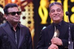 அபுதாபியில் கமல்ஹாசனுக்கு வாழ்நாள் சாதனையாளர் விருது