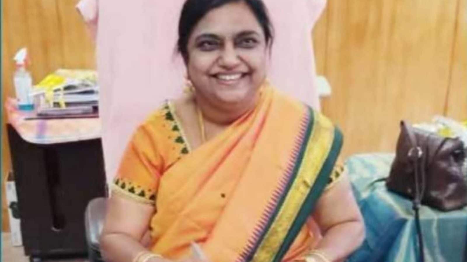 நெல்லை அரசு மருத்துவக்கல்லூரி மருத்துவமனையில் புதிய டீன் பொறுப்பேற்பு          