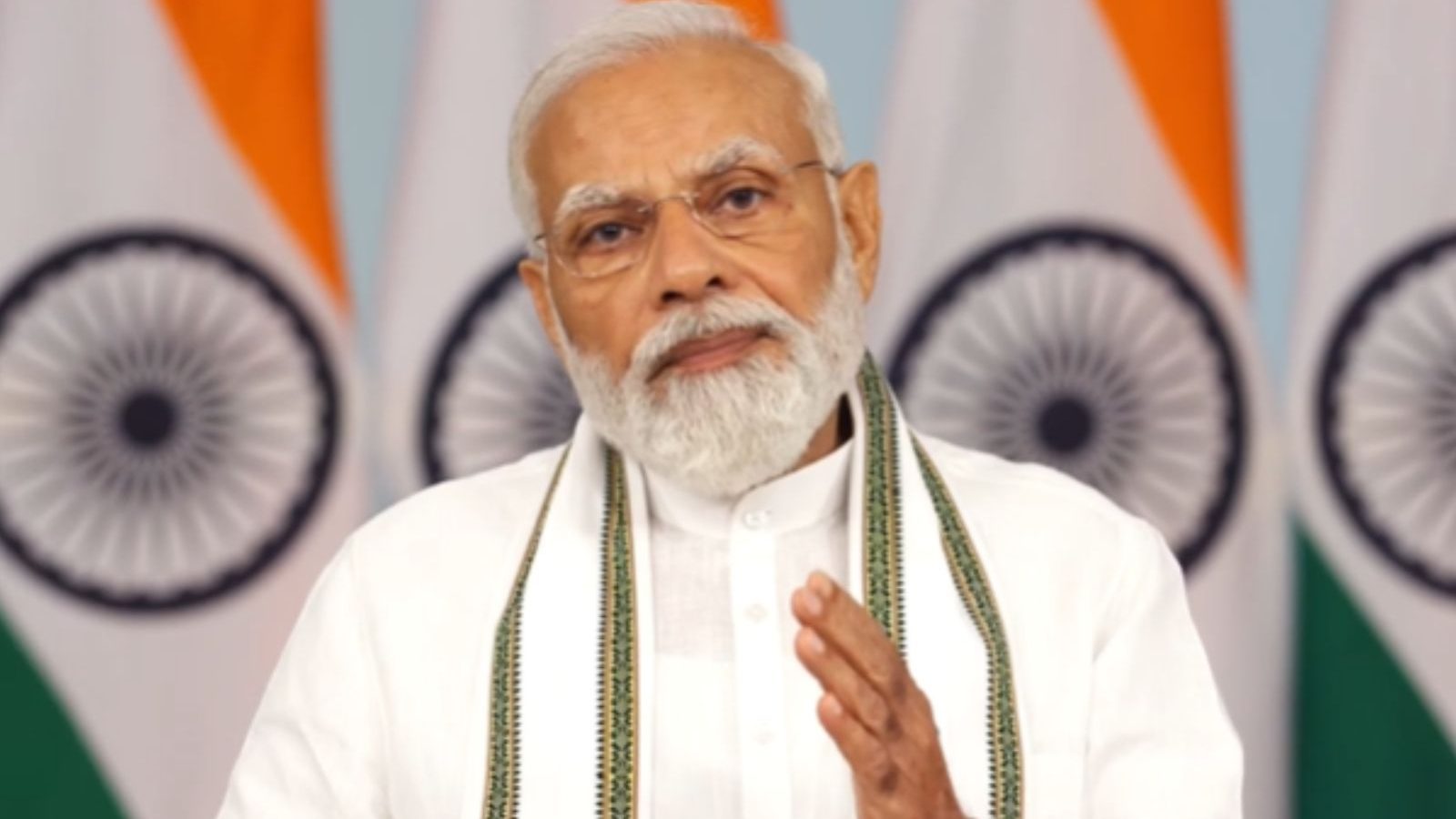 அரசு அமைப்புகள் தங்களை மாற்றிக் கொள்ள வேண்டும் - பிரதமர் மோடி