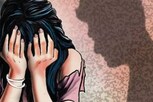 மாணவிகளுக்கு பாலியல் தொல்லை.. கணினி ஆசிரியர் கைது