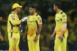 ஃபைனலில் சென்னை அணி தடுமாற்றம்… குஜராத் ரன் குவிப்பு