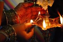 Vastu tips : வீட்டில் ஐஸ்வர்யம் பெறுக வீட்டின் பிரதான வாசலில் இதை வைத்தால் போதும்!!